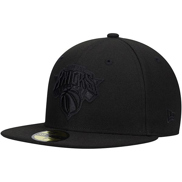 Men's New Era New York Knicks Black On Black 59FIFTY Fitted Hat