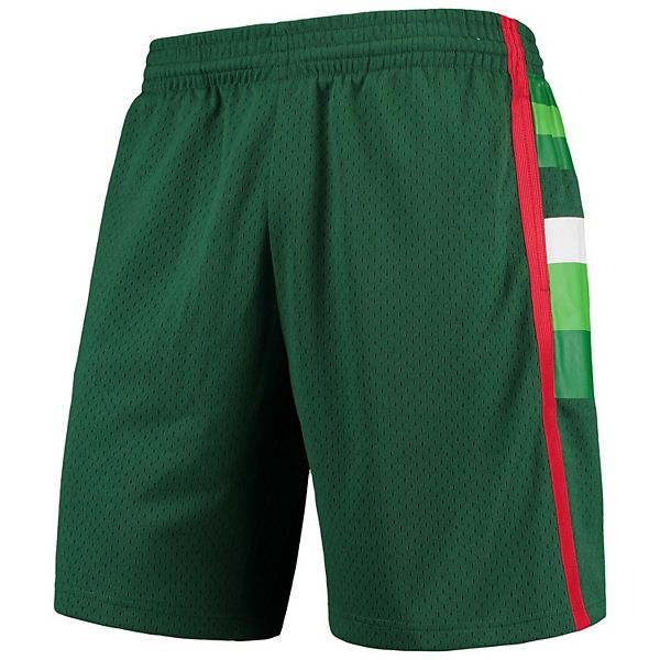 Hunter green hotsell nike shorts