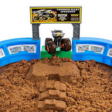 Monster Jam Monster Dirt Arena 24-Inch Playset with Monster Dirt and Exclusive 1:64 Scale Die-Cast Monster Jam Truck