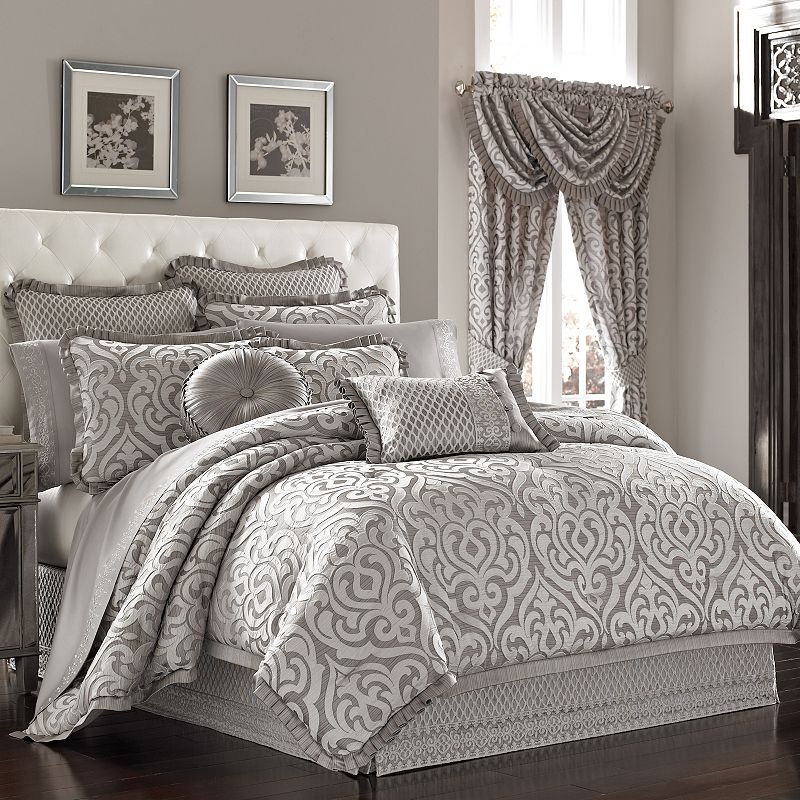 59199799 Five Queens Court Lafayette Silver Comforter Set w sku 59199799