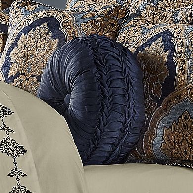 37 West Bristol Indigo Tufted Round Decorative Throw Pillow