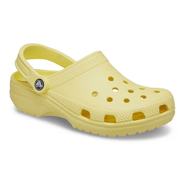 Baby 2025 yellow crocs