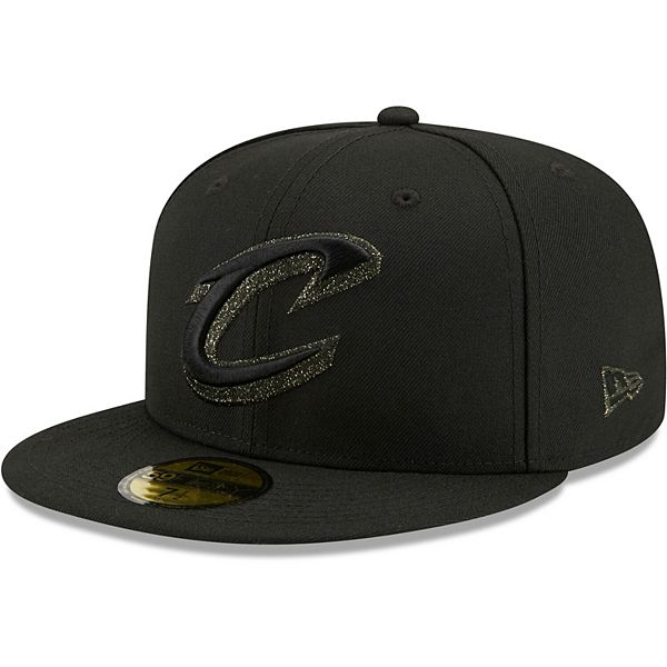 Men's New Era Black Cleveland Cavaliers Logo Spark 59FIFTY Fitted Hat