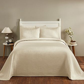 Better Trends Sophia Matelasse Bedspread or Sham