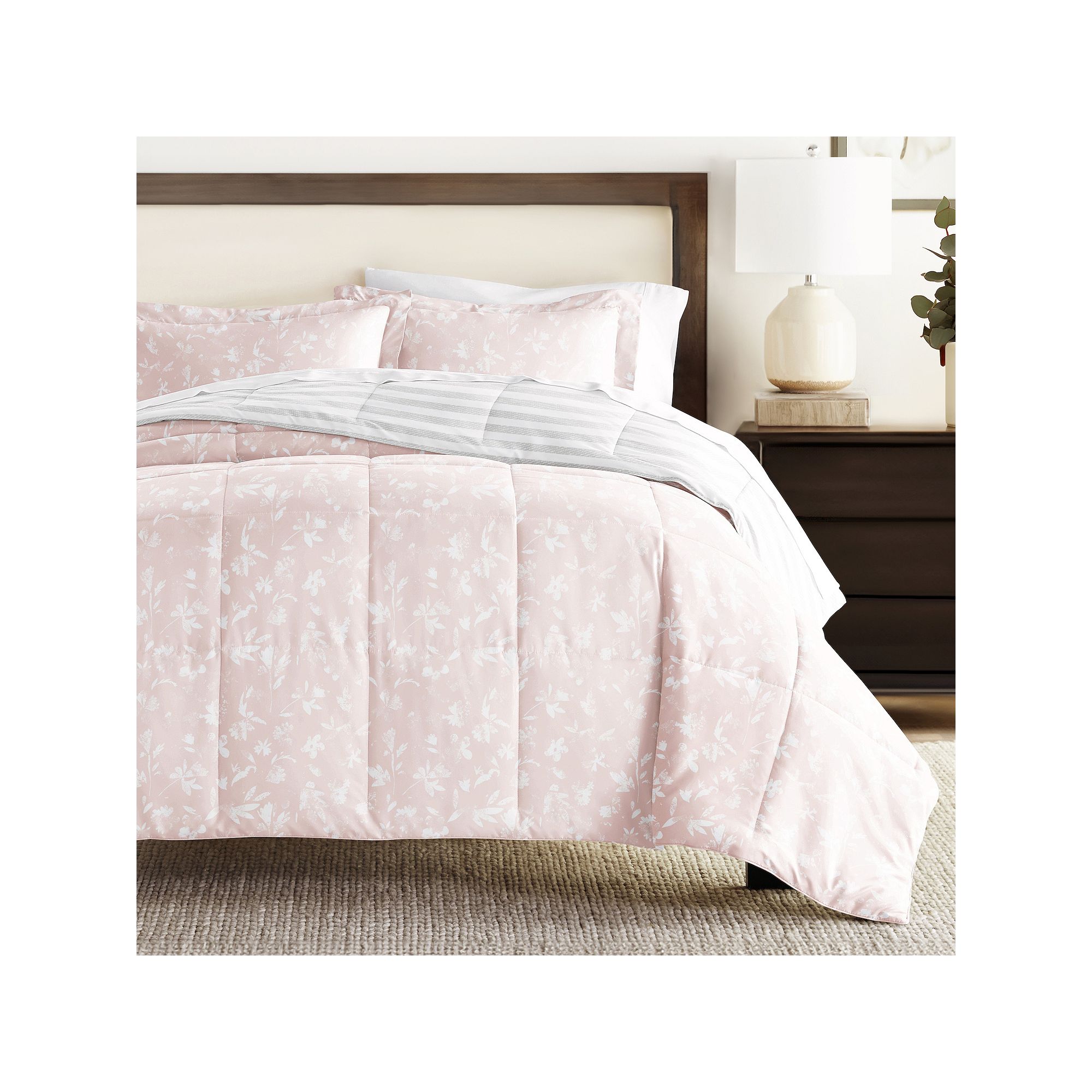 Home Collection Pressed Flowers Reversible Comforter Set, Pink