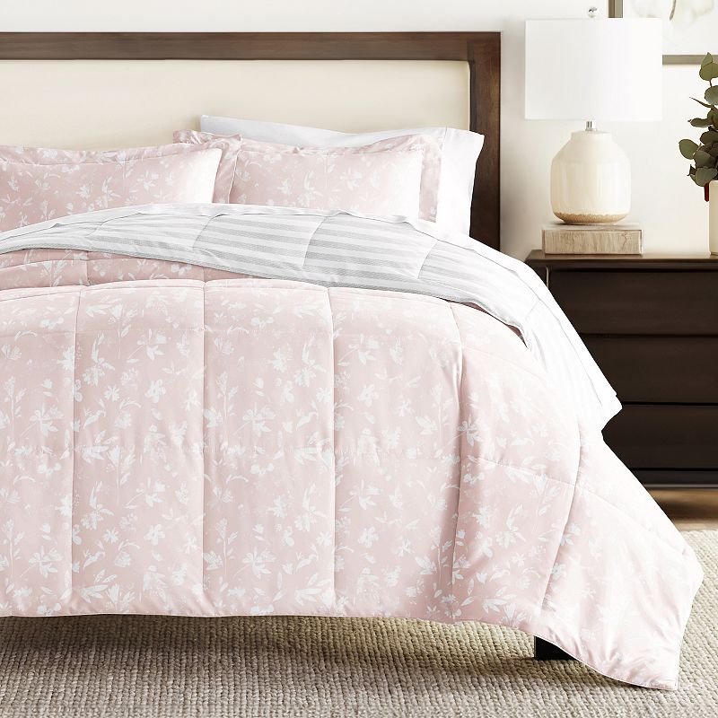 Home Collection Pressed Flowers Reversible Comforter Set, Pink, Full/Queen