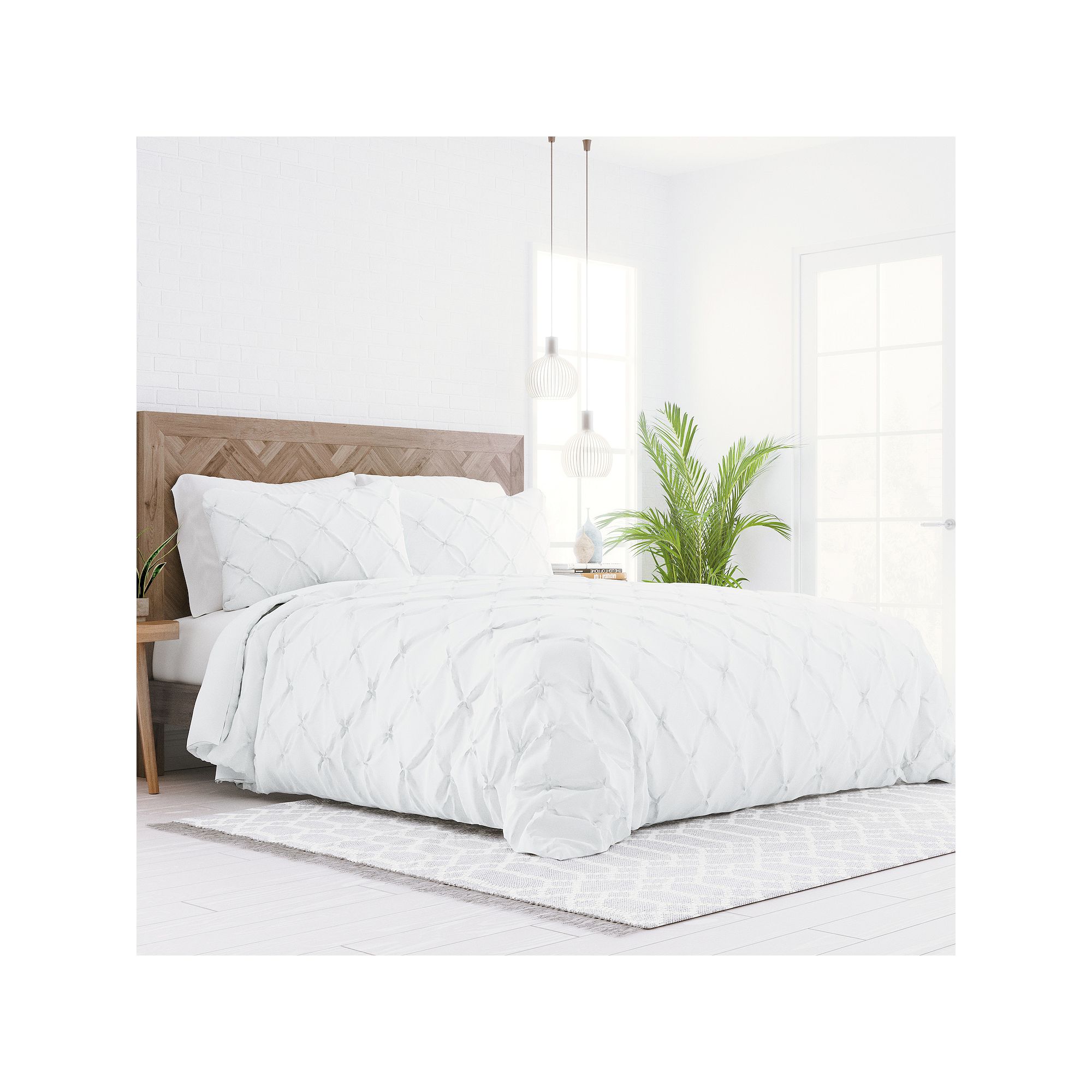 Home Collection Premium Ultra Soft Pinch Pleat Duvet Cover Set, White