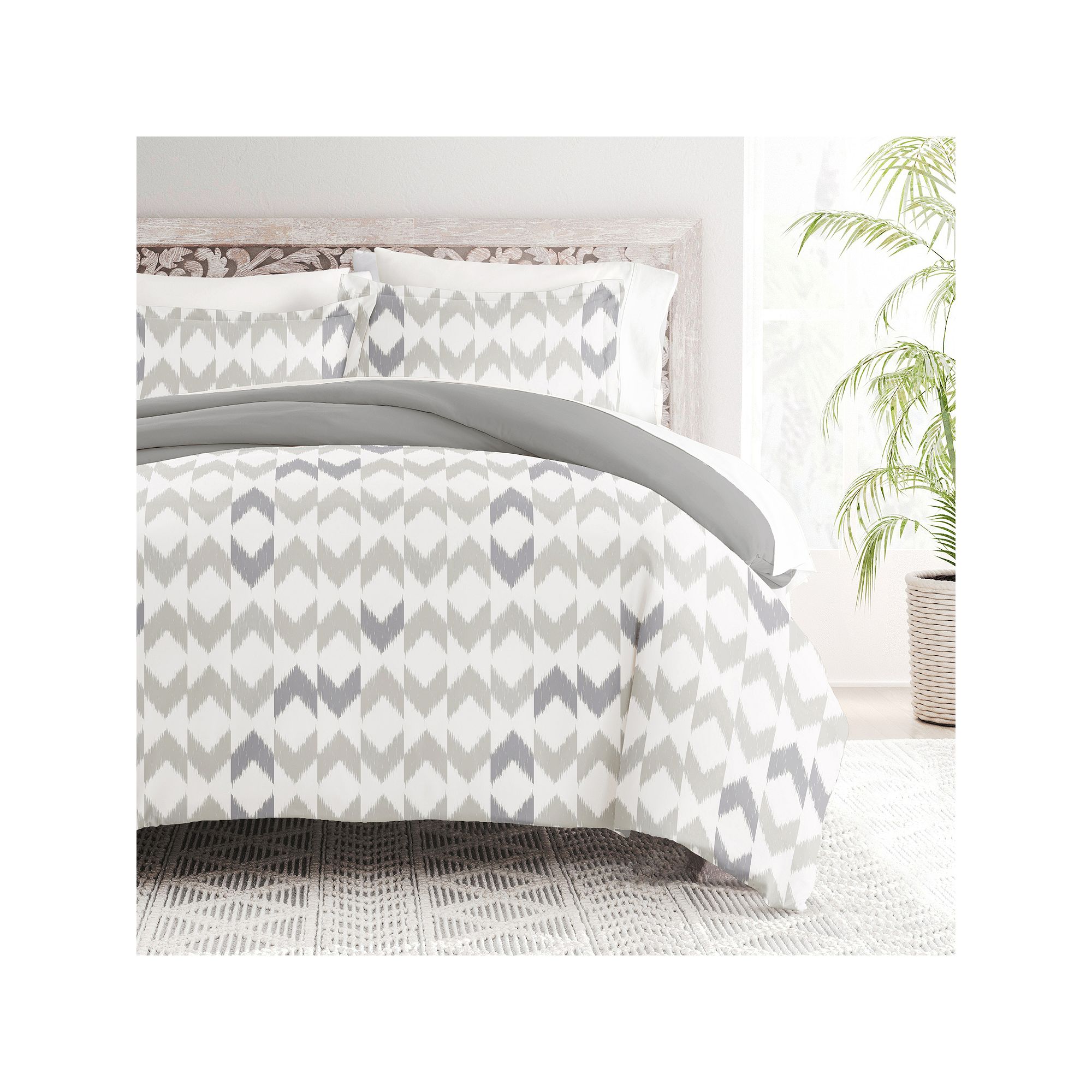 Home Collection Premium Ultra Soft Chevron Sleep Pattern Reversible Duvet C