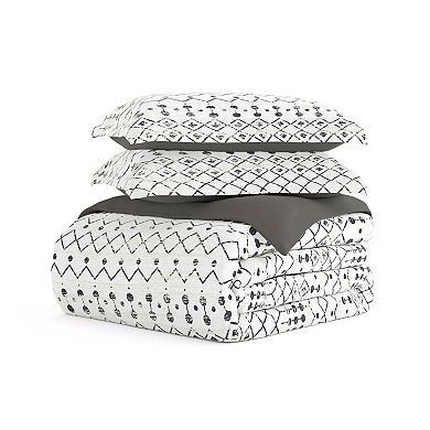 Home Collection Premium Ultra Soft Etched Gate Pattern Reversible Duvet Cover Set