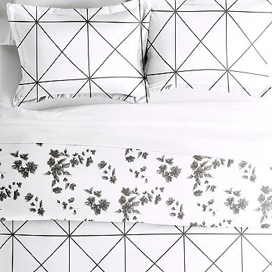Home Collection Premium Ultra Soft Edgy Flowers Pattern Reversible Duvet Cover Set