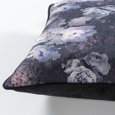 Decor 140 Rafaela Traditional Throw Pillow