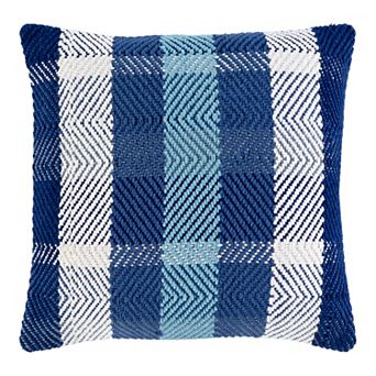 Decor 140 Violeta Traditional Throw Pillow