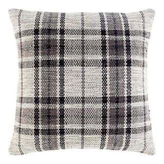 Decor 140 Salome Traditional Throw Pillow
