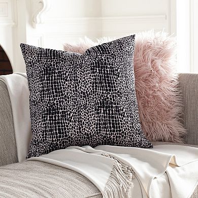 Decor 140 Paulina Global Throw Pillow