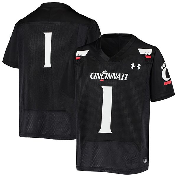 UC Bearcats Football Unveil New All Black Uniform