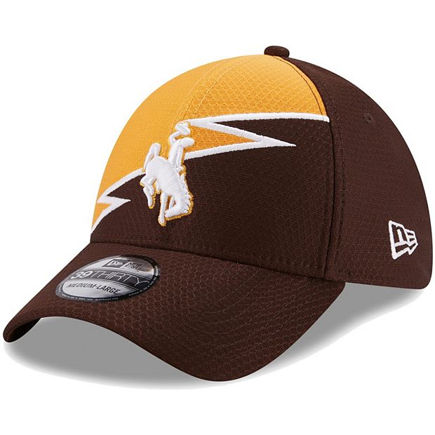 Wyoming Cowboys Men's Neo New Era 39THIRTY Flex Fit Hat