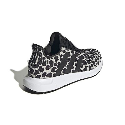 adidas gazelle silver green womens adidas Men's Swift Run Shoes