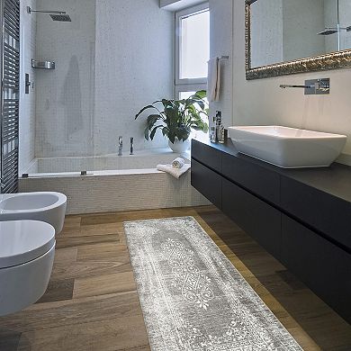 World Rug Gallery Vintage Medallion Anti-Fatigue Mat