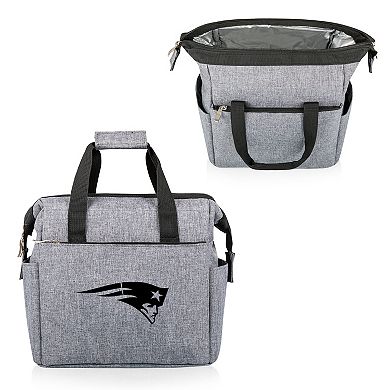 Picnic Time New England Patriots On The Go Lunch Cooler