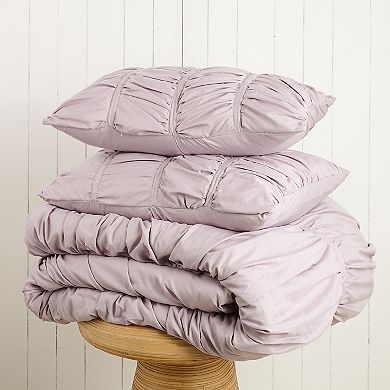 Modern Heirloom Emily Textured Comforter Set with Shams