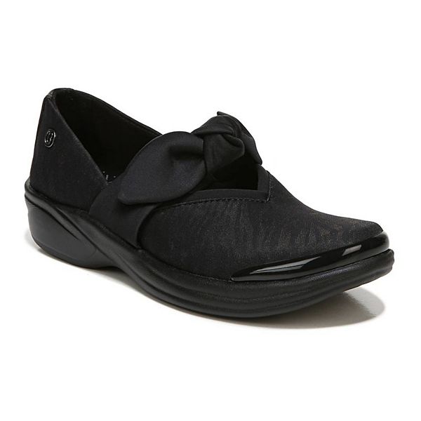 Bzees flirty best sale slip on