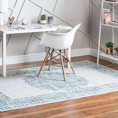 Unique Loom Traditional Aarhus Rug