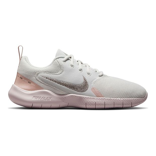 Kohls nike womens sales shoes clearance