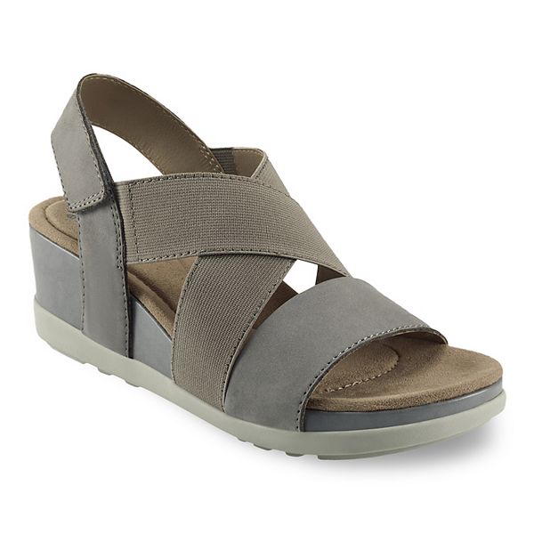 earth capricorn wedge sandal