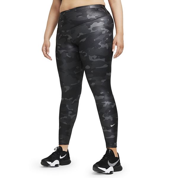 Plus Size Nike Dri-FIT Midrise Camo Leggings