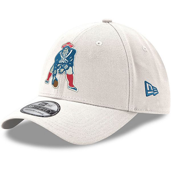 Men's New Era White New England Patriots Throwback Logo Iced II 39THIRTY  Flex Hat