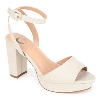 Journee Nairri Women's Pumps