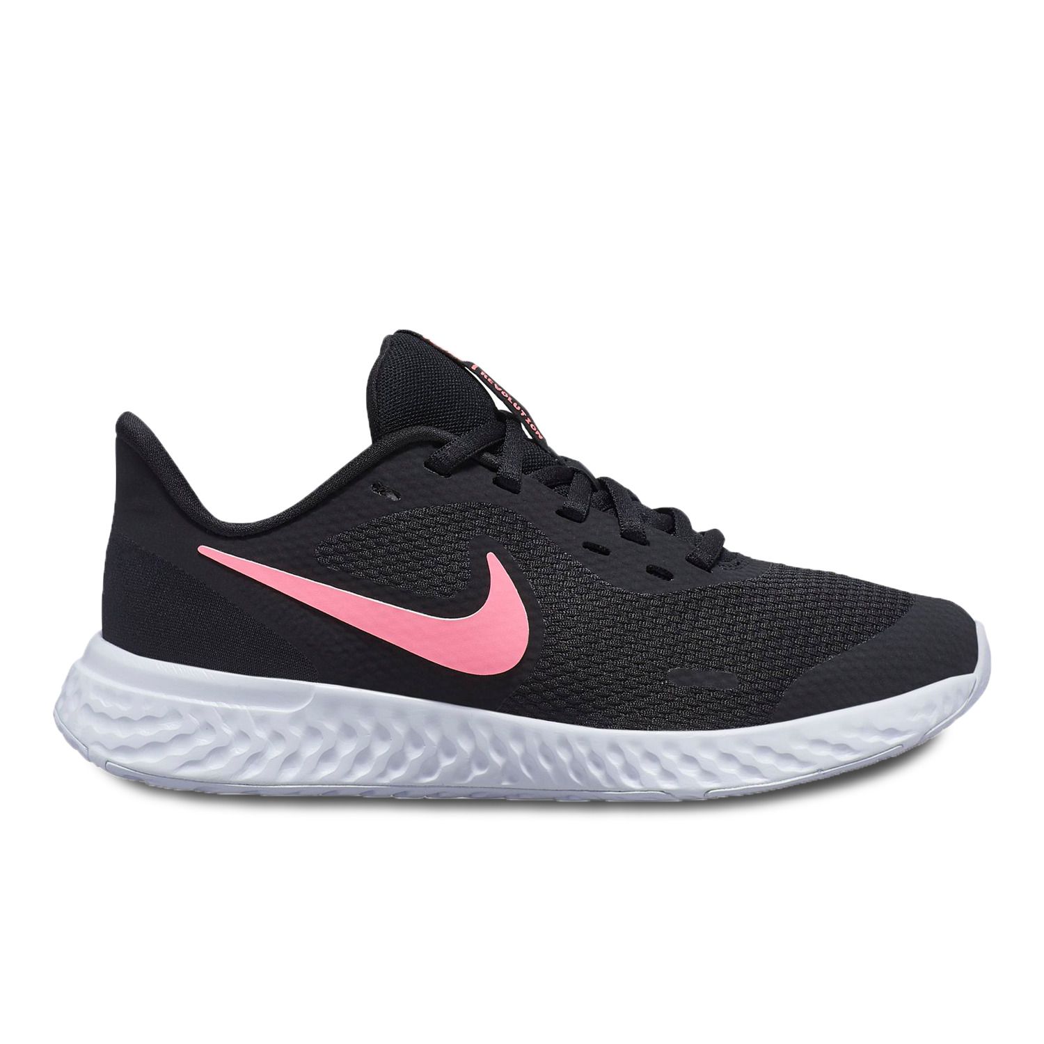 girls black nike shoes