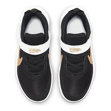 Nike Team Hustle D10 Kids' Shoes