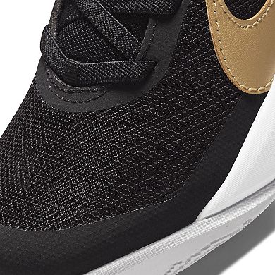Nike Team Hustle D10 Kids' Shoes