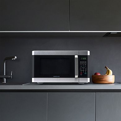Farberware 1100-Watt Microwave Oven with Smart Sensor Cooking