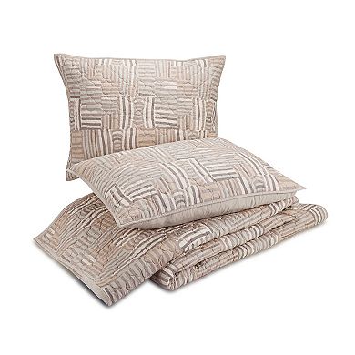 Jungalow Abrazo Quilt Set with Shams