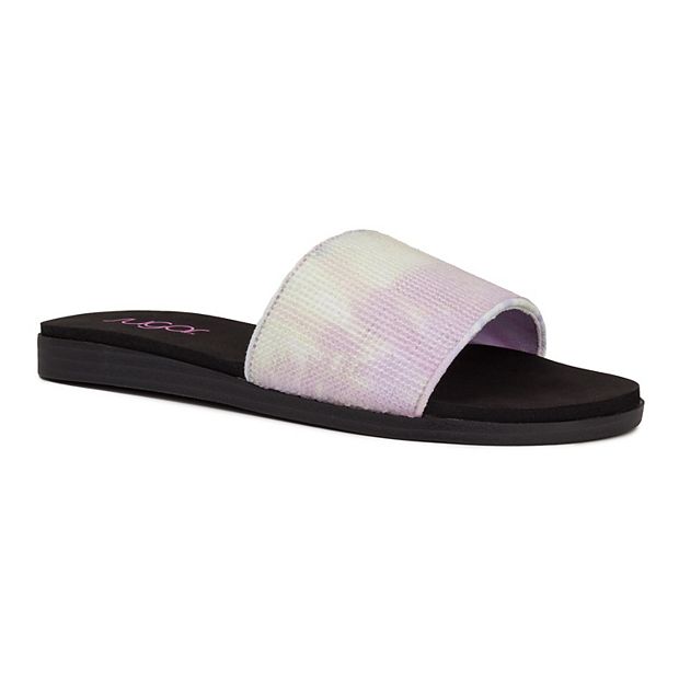 Traveling in Style with Women's Apparel from Kohl's - momma in flip flops