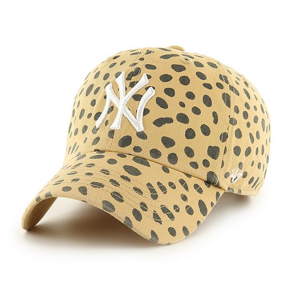 Women's New York Yankees '47 Tan Cheetah Clean Up Adjustable Hat