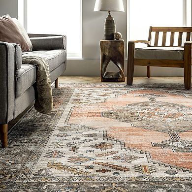 nuLOOM Gracie Machine Washable Distressed Medallion Rug