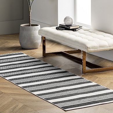 nuLOOM Lena Machine Washable Striped Rug