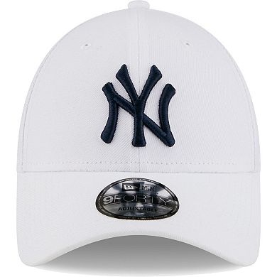 Men's New Era White New York Yankees League II 9FORTY Adjustable Hat
