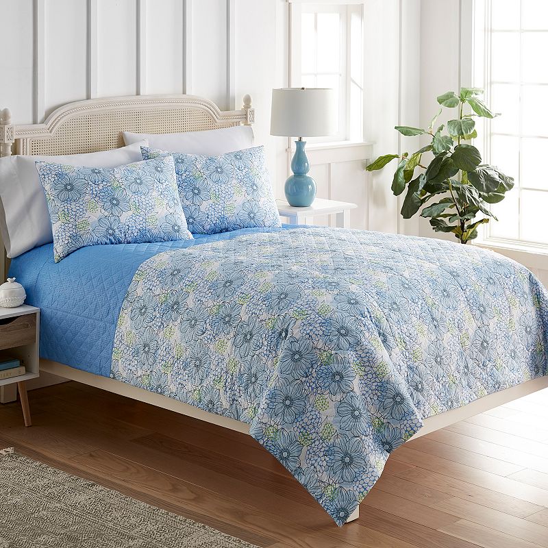 Shavel Home Seersucker 6-In-1 Quilt Set with Shams, Blue, King