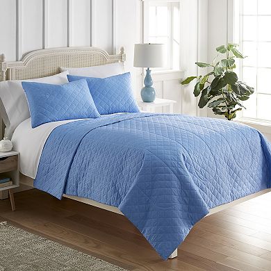 Shavel Home Seersucker Quilt Set with Shams