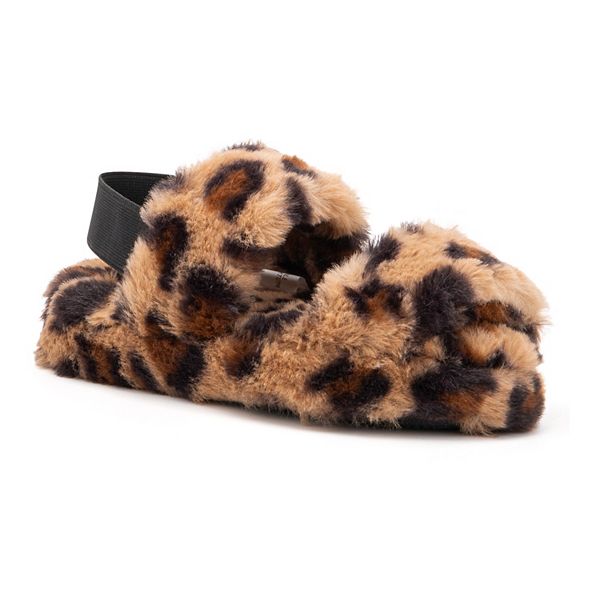 Makeup Lov3rs - LV fur Slippers with box  wow 🤩 we have