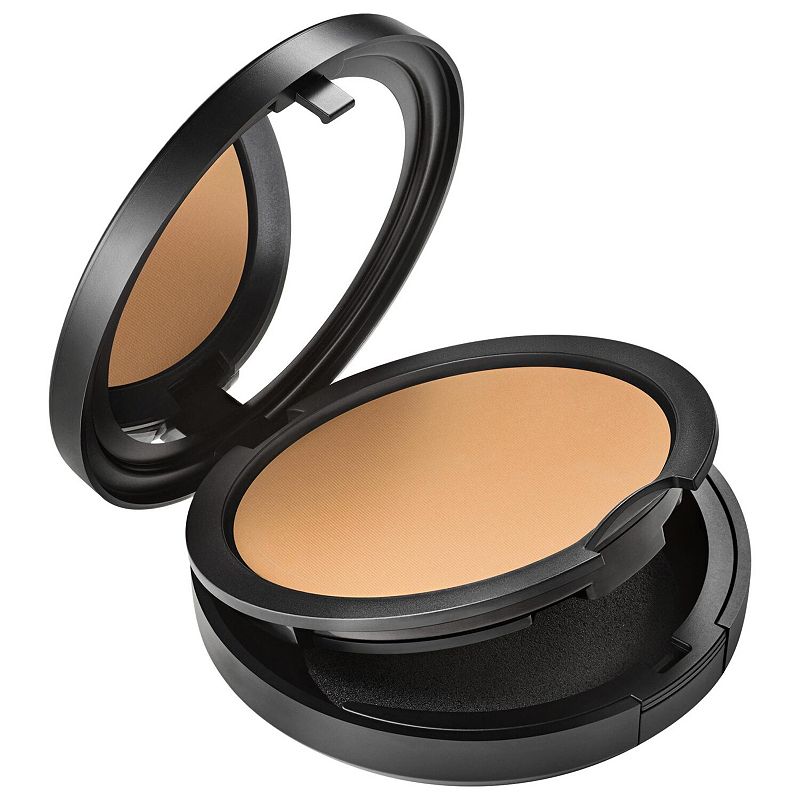 MAC Cosmetics Studio Fix Powder Plus Foundation with 24HR Oil Control + Blur-Matte Finish,