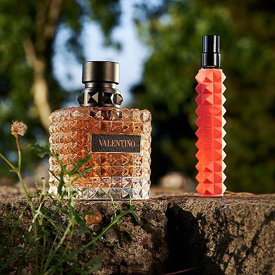 Valentino Born in Roma Coral Fantasy Eau de Parfum Travel Spray