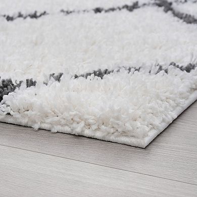 KHL Rugs Mira Contemporary Diamond Shag Area Rug