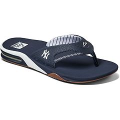 New York Yankees FOCO Gradient Sole Knit Sneakers