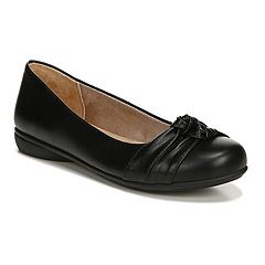 Kohls cheap black flats