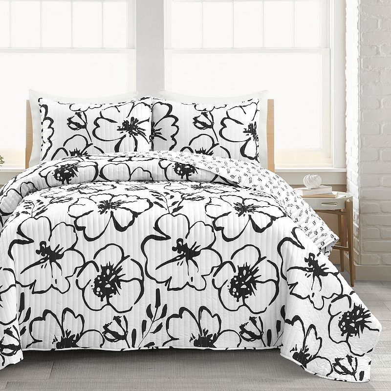 Lush Decor Scandinavian Floral Quilt Set with Shams, Black, King